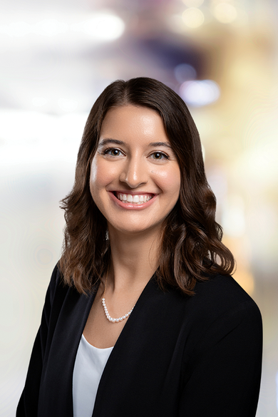 Portrait of Hannah Steier, Creative Designer.